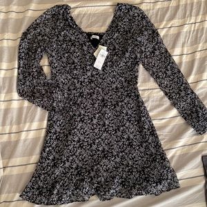 Women’s Longsleeve Dress